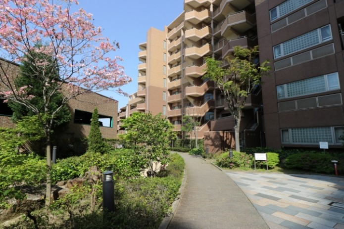 ユニハイム園田参番館